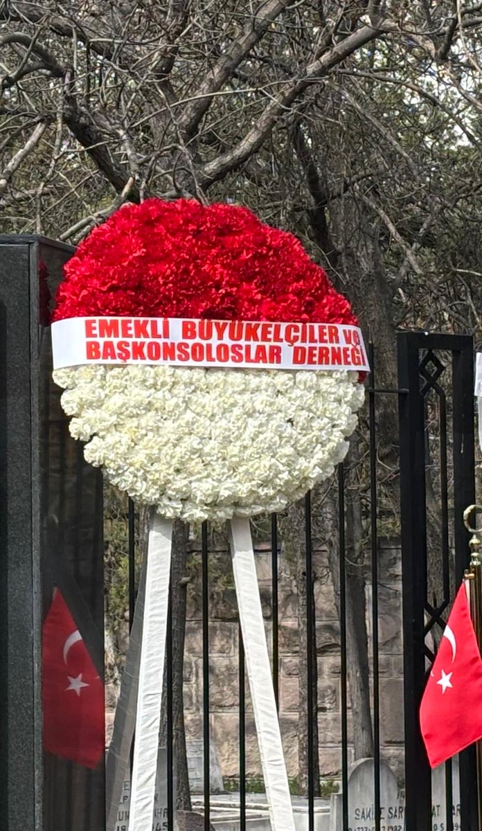 Ahmet Erozan tweet media