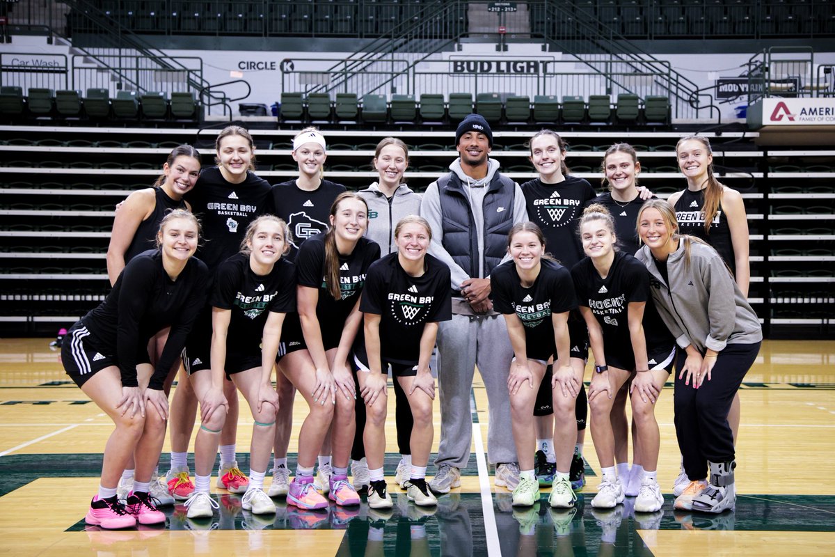 Green Bay Women’s Basketball tweet media