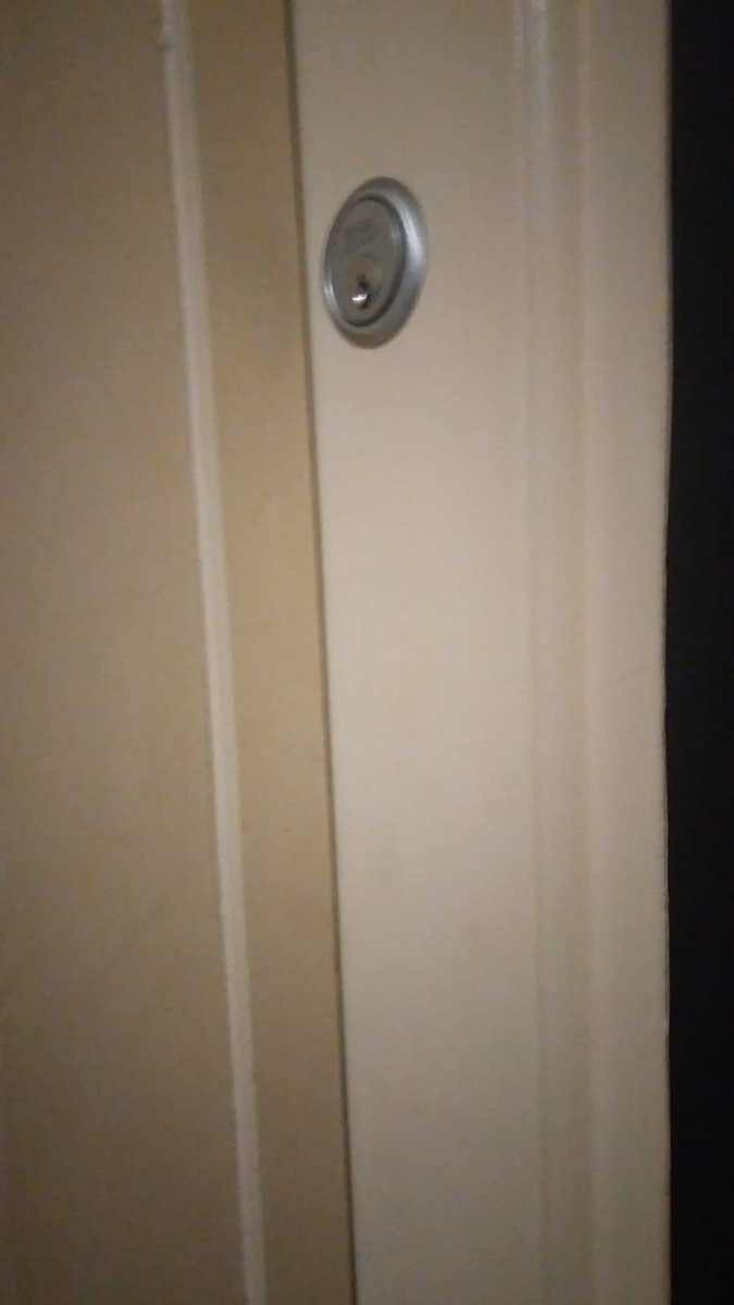 AsjLocksmiths's tweet photo. ASJ Locksmiths recently attended a lockout in Enfield where the customer had become locked out of their room. Using a slip card, we were able to gain entry quickly in a non destructive manor, no damage was caused to the door or lock. Fast, professional and honest https://t.co/5I72iwDtXe