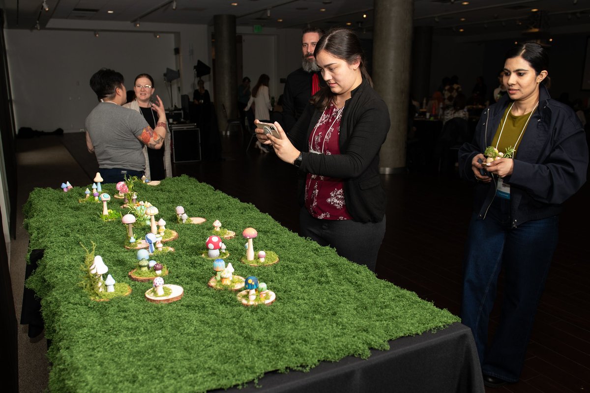 Condit Exhibits tweet media