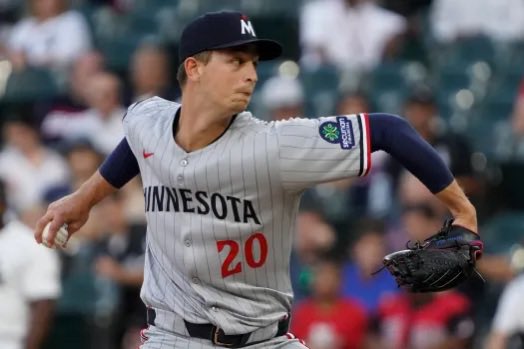 SleeperTwins tweet media