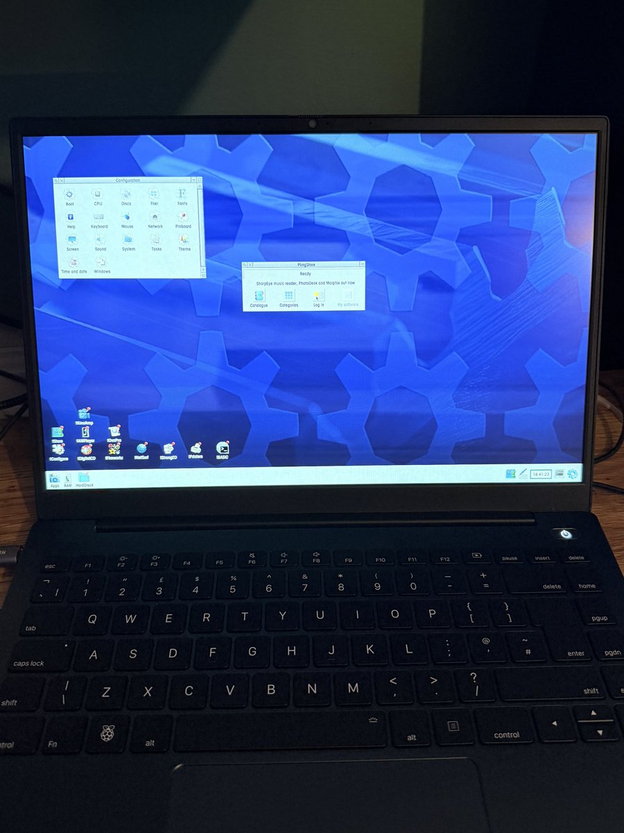 Risc OS Technologies tweet media