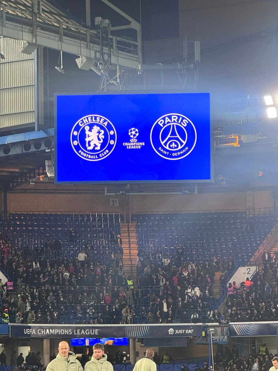 FrancoBlues12's tweet photo. Le parcours européen s’est terminé hier face à un PSG trop fort pour nous…

Mais cette compétition nous a fait voyager, avec plusieurs membres des FrancoBlues, à Londres, Munich, Bergame et Paris.

Rendez-vous bientôt pour de nouveaux déplacements 💙 

UpTheChels 💙 https://t.co/GiJsOfRP3c