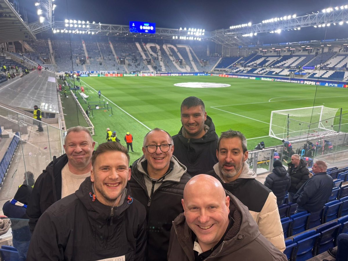 FrancoBlues12's tweet photo. Le parcours européen s’est terminé hier face à un PSG trop fort pour nous…

Mais cette compétition nous a fait voyager, avec plusieurs membres des FrancoBlues, à Londres, Munich, Bergame et Paris.

Rendez-vous bientôt pour de nouveaux déplacements 💙 

UpTheChels 💙 https://t.co/GiJsOfRP3c