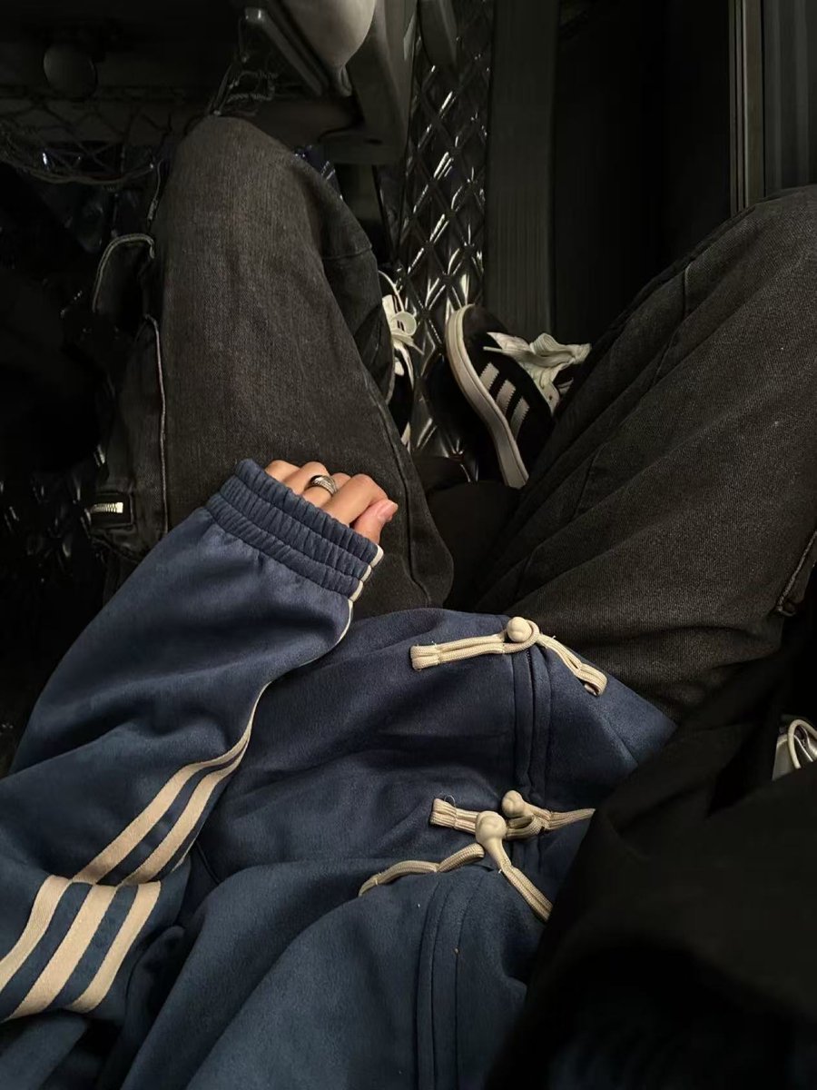 وَثب tweet media