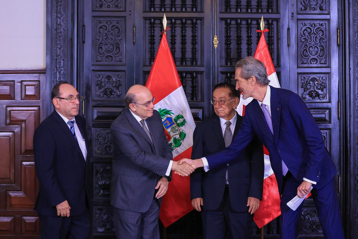 Canada au Pérou tweet media