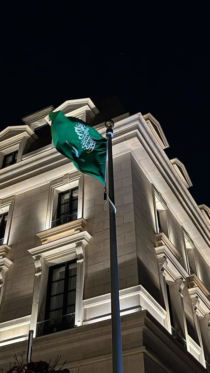 عـسّـاف tweet media