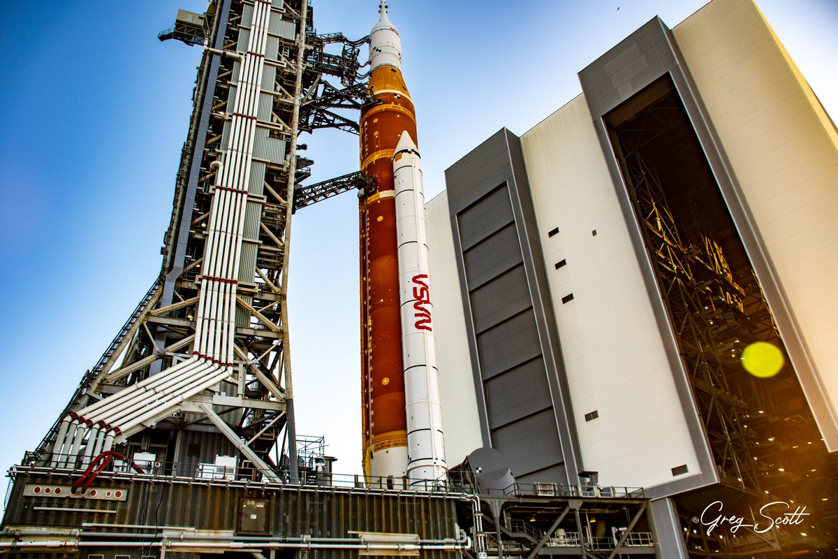 SLS NASA is now targeting Thur Mar 19 for the rollout of its SLS rocket from the Vehicle Assembly Building to the pad at LC 39B. First motion is scheduled for 8 pm. Let's try this again.