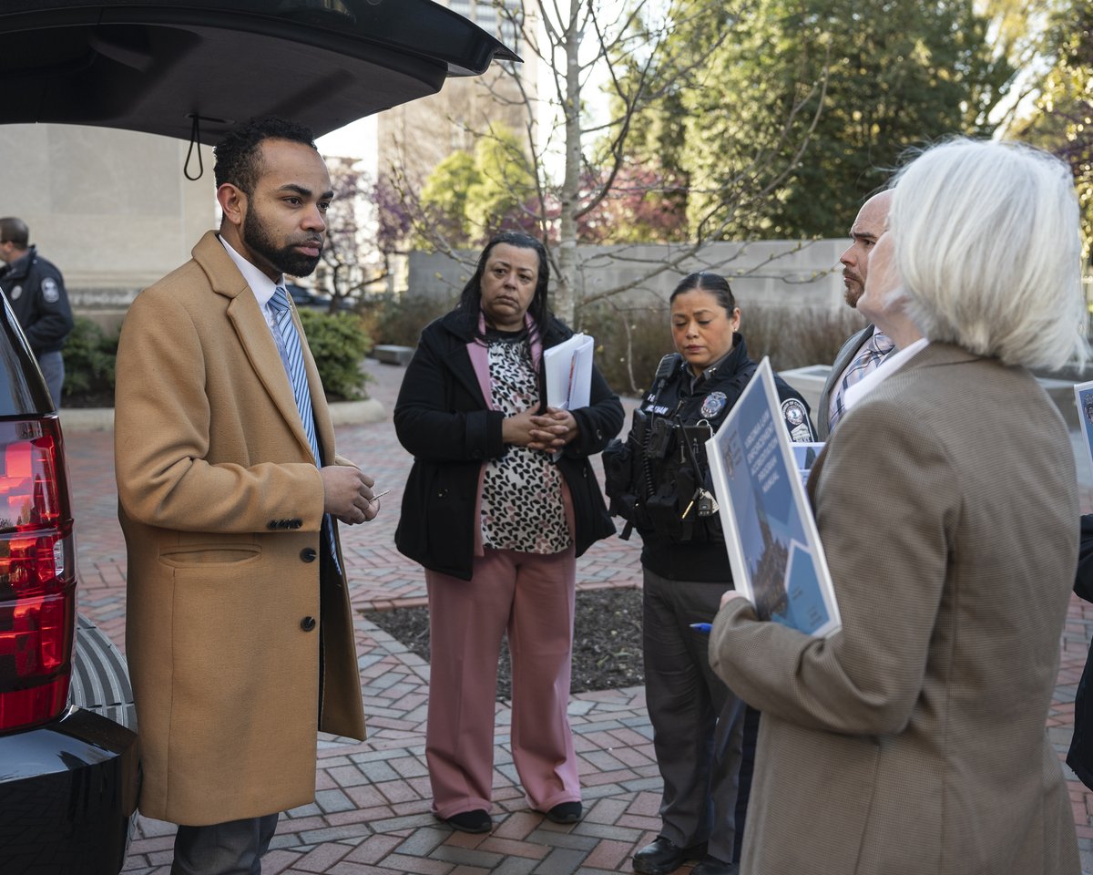 Va Capitol Police tweet media