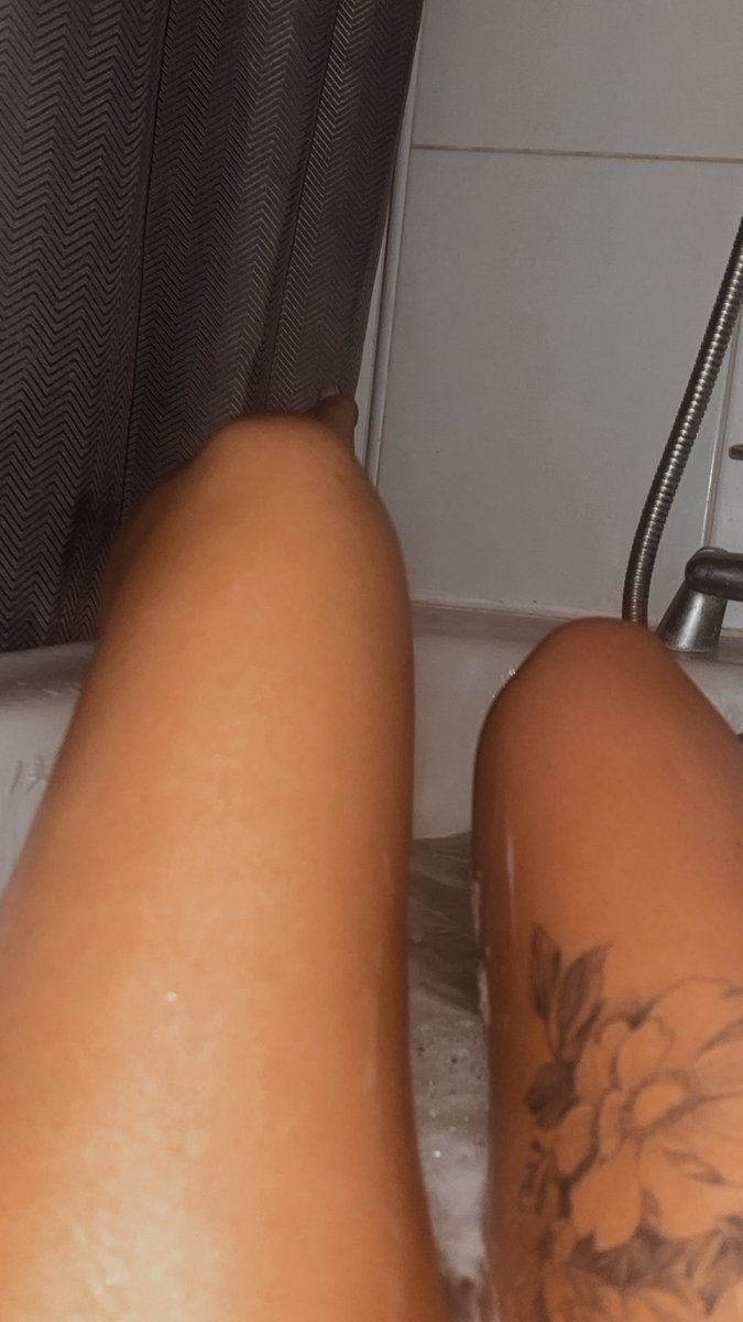 Goddess HM🍒Findom tweet media