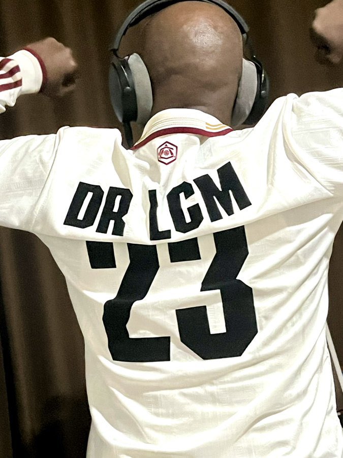 Supremé Léader tweet media