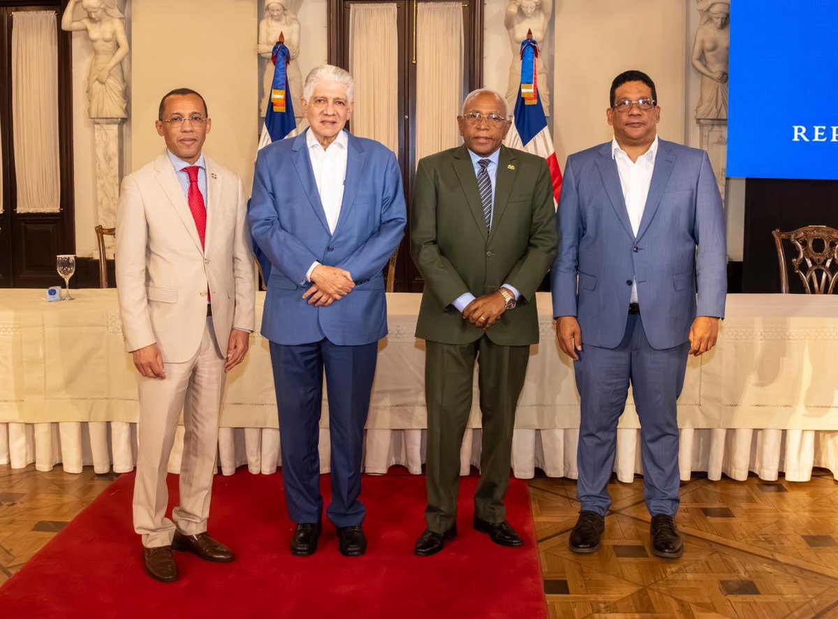 Contraloría General de la República Dominicana tweet media