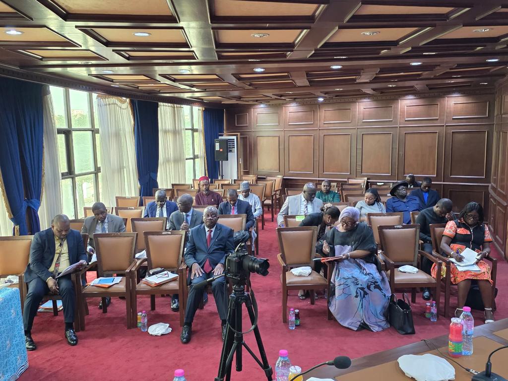 Ministère des Transports du Cameroun tweet media