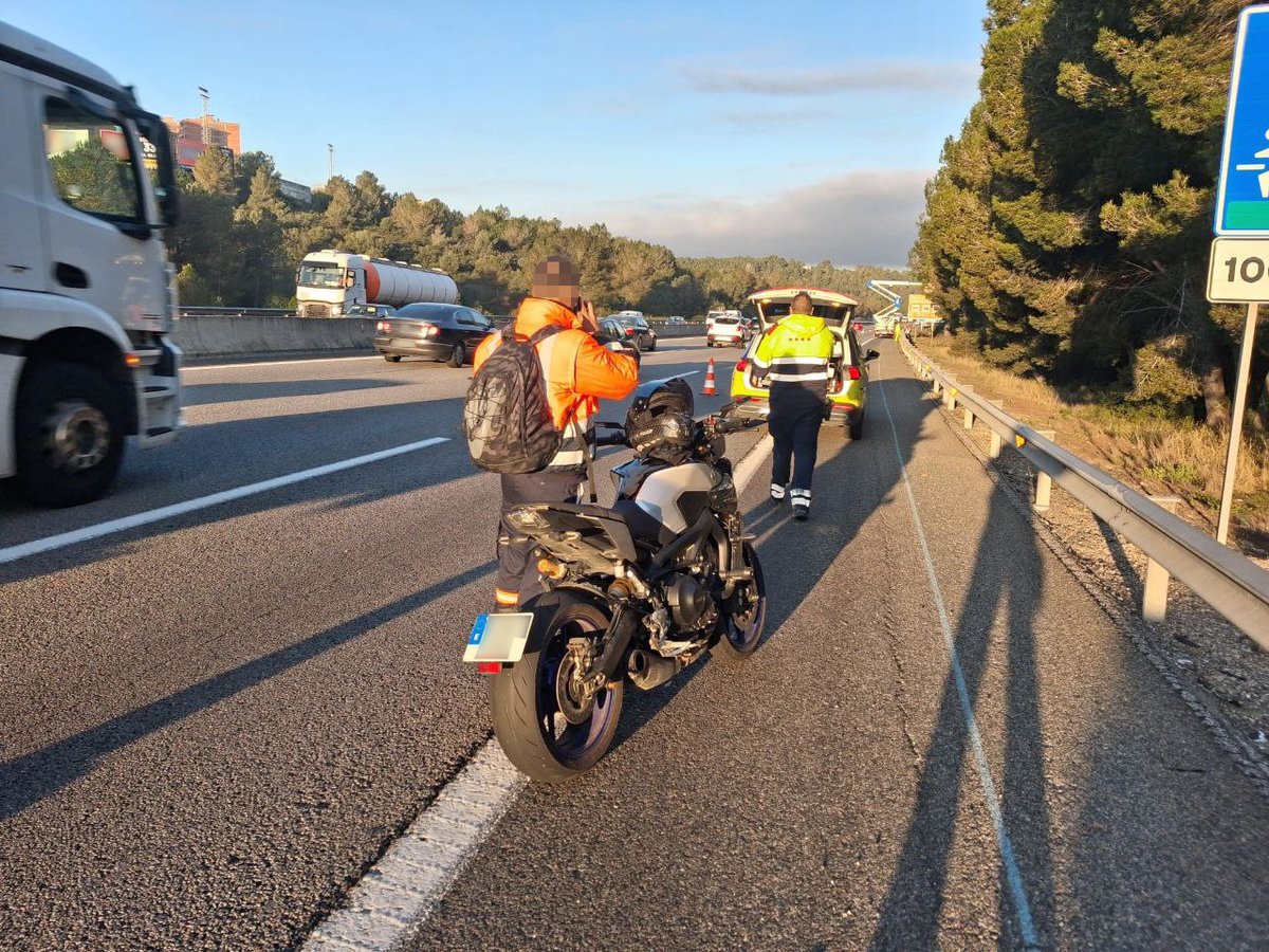 Mossos tweet media