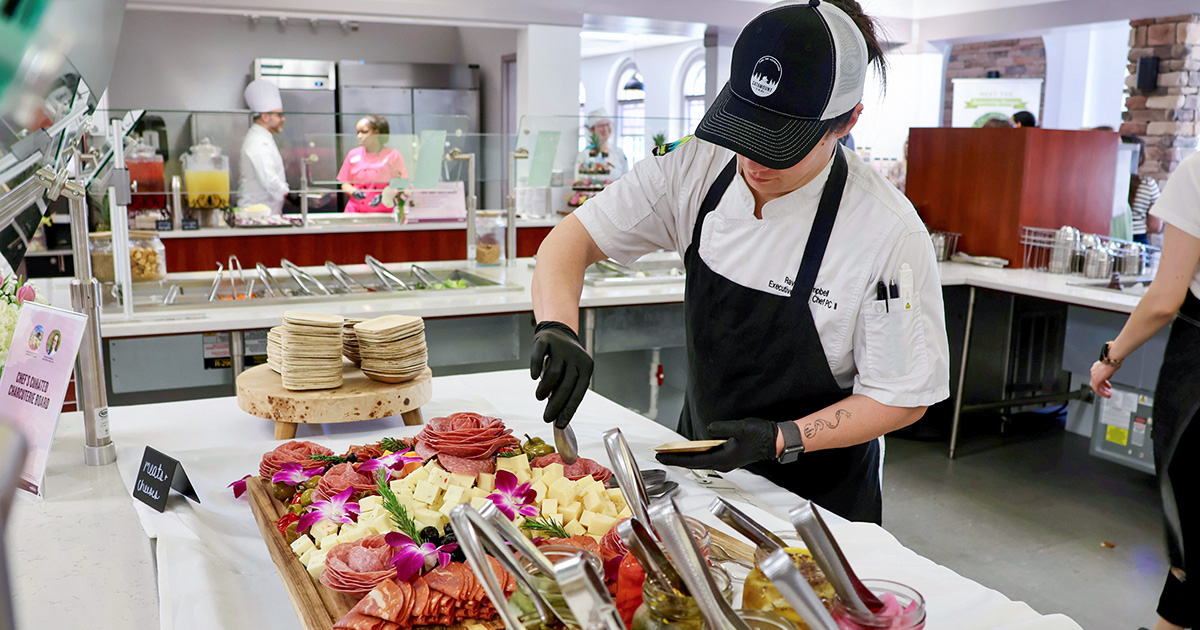 Meredith College tweet media