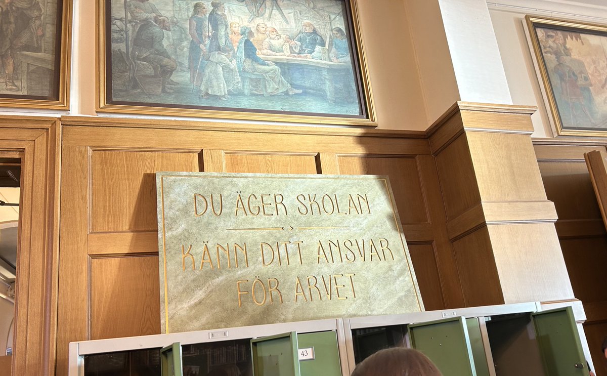 nis ᴖ̈ omar flip tweet media