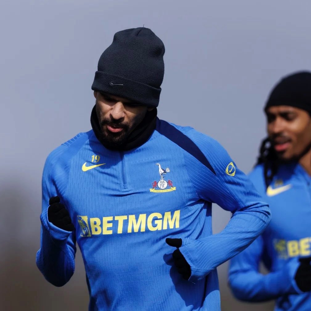 Spurs Army tweet media