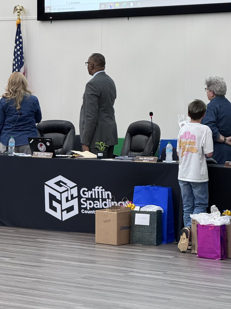 FutralRoadElementary tweet media