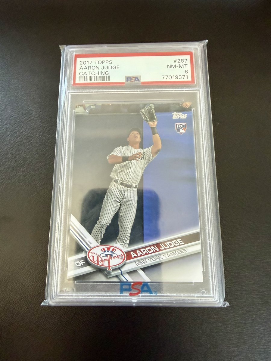 LICbreaks tweet media