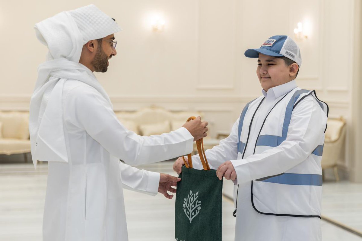 أسرة آل نعيم tweet media