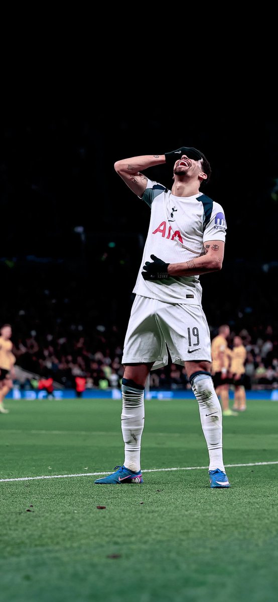 Tottenham Bolivia tweet media