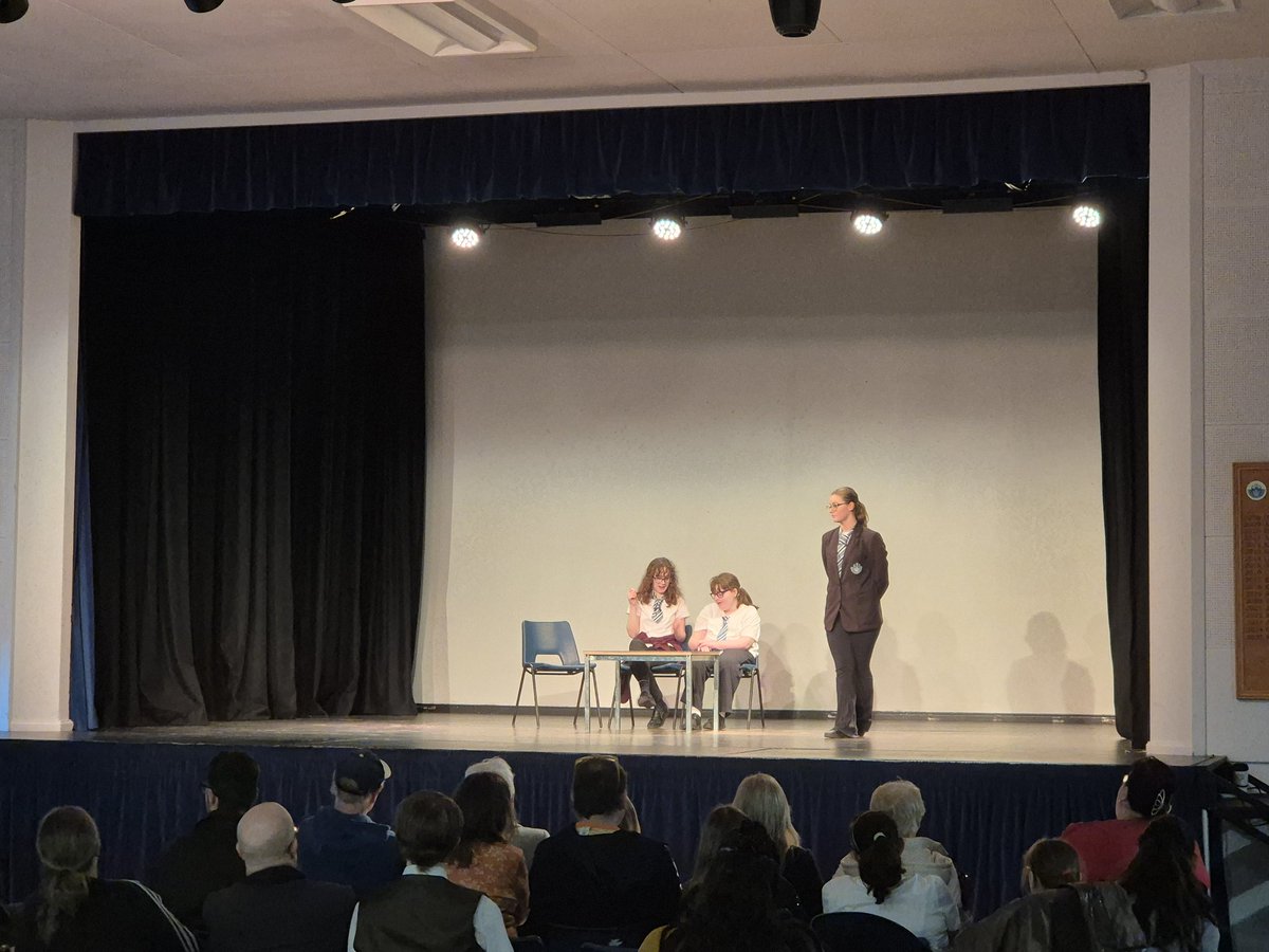 Castle Manor Drama tweet media