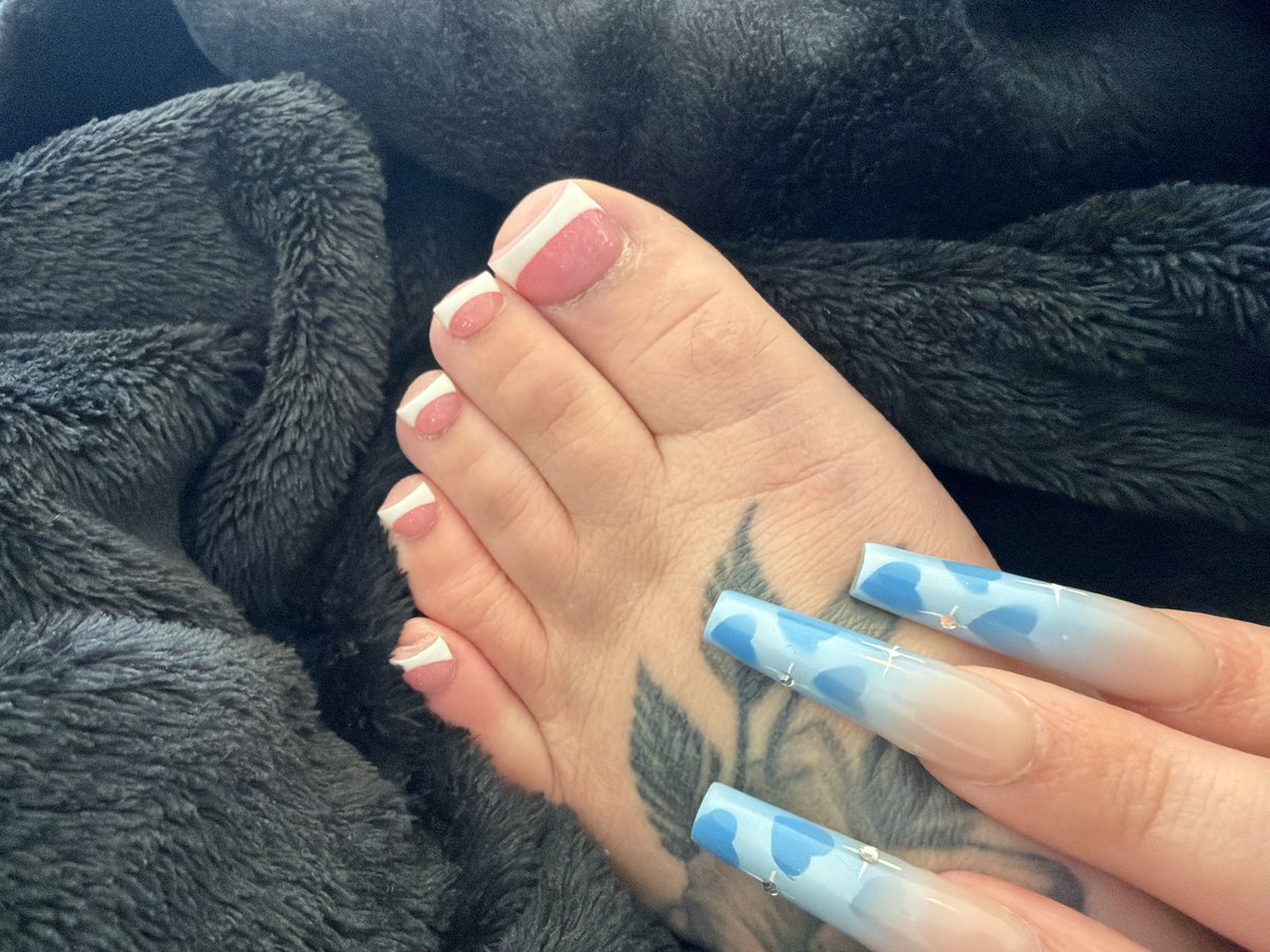 Fresita 🍓🍰 tweet media