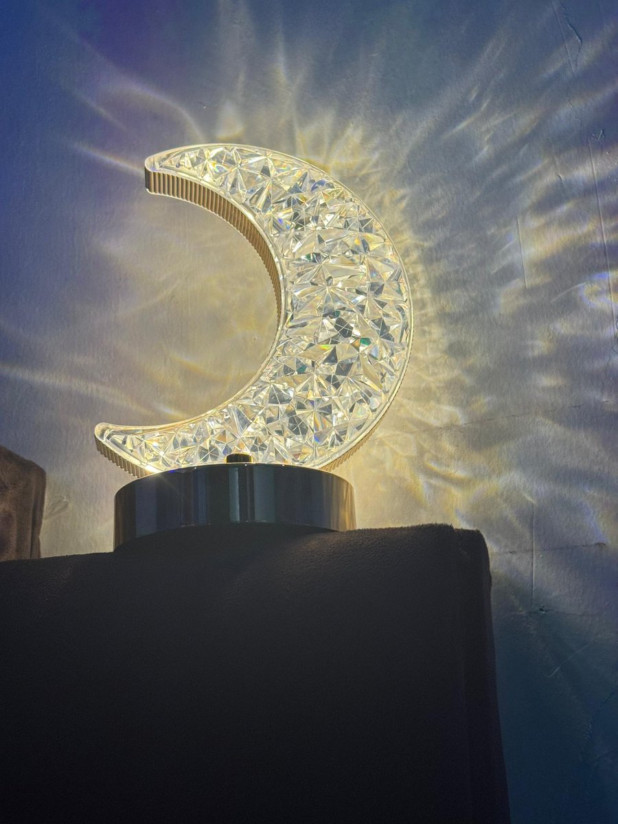 Skinycomics tweet media