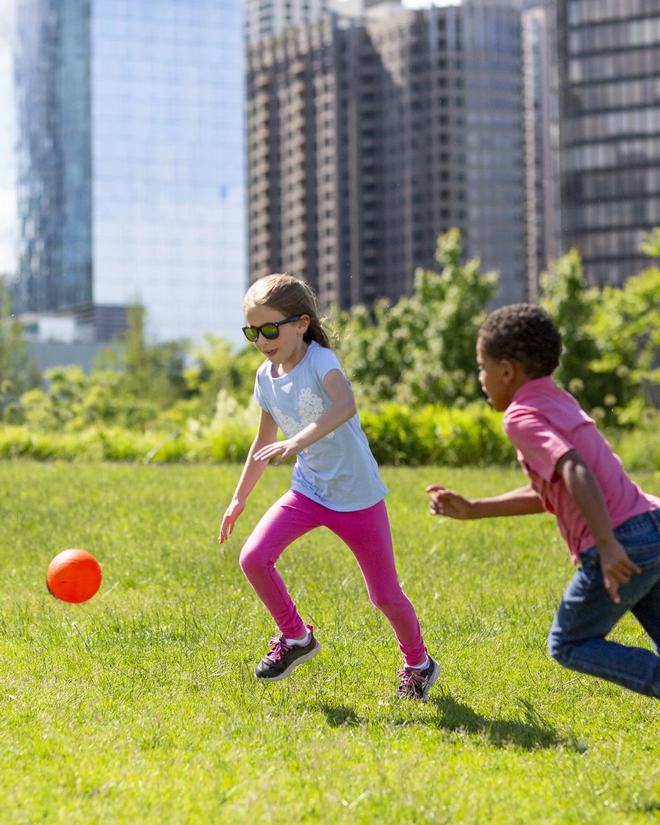Navy Pier tweet media