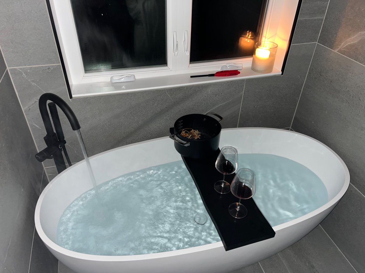 highiqhaver's tweet photo. In 24 hours I went from injecting drugs and peel-n-stick tiling my buddy’s basement to having spaghetti in the bath with leather Garfield at an A-frame cabin in the blue ridge mountains. It’s this crazy thing we call life https://t.co/XhosX2wQXN