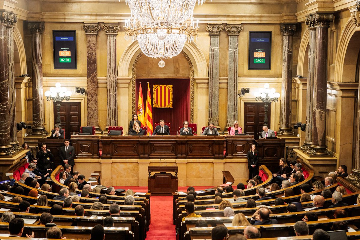 Parlament de Catalunya tweet media