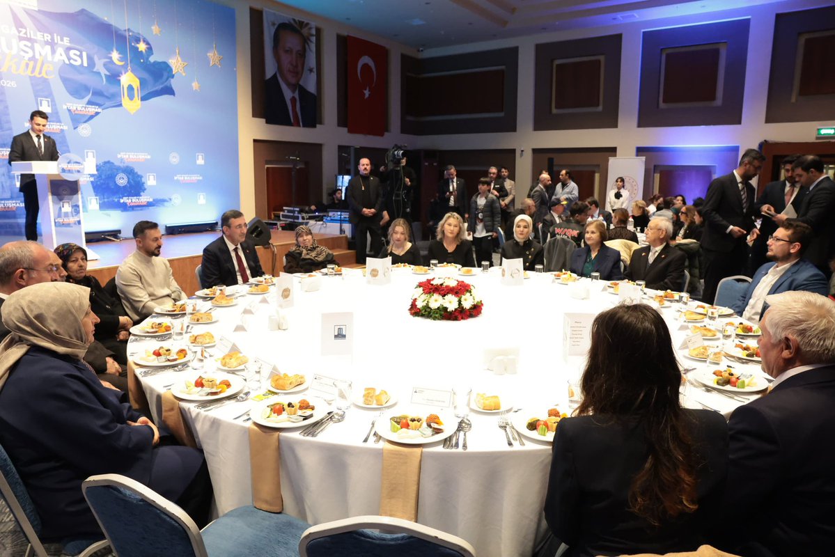 Mahinur Özdemir Göktaş tweet media