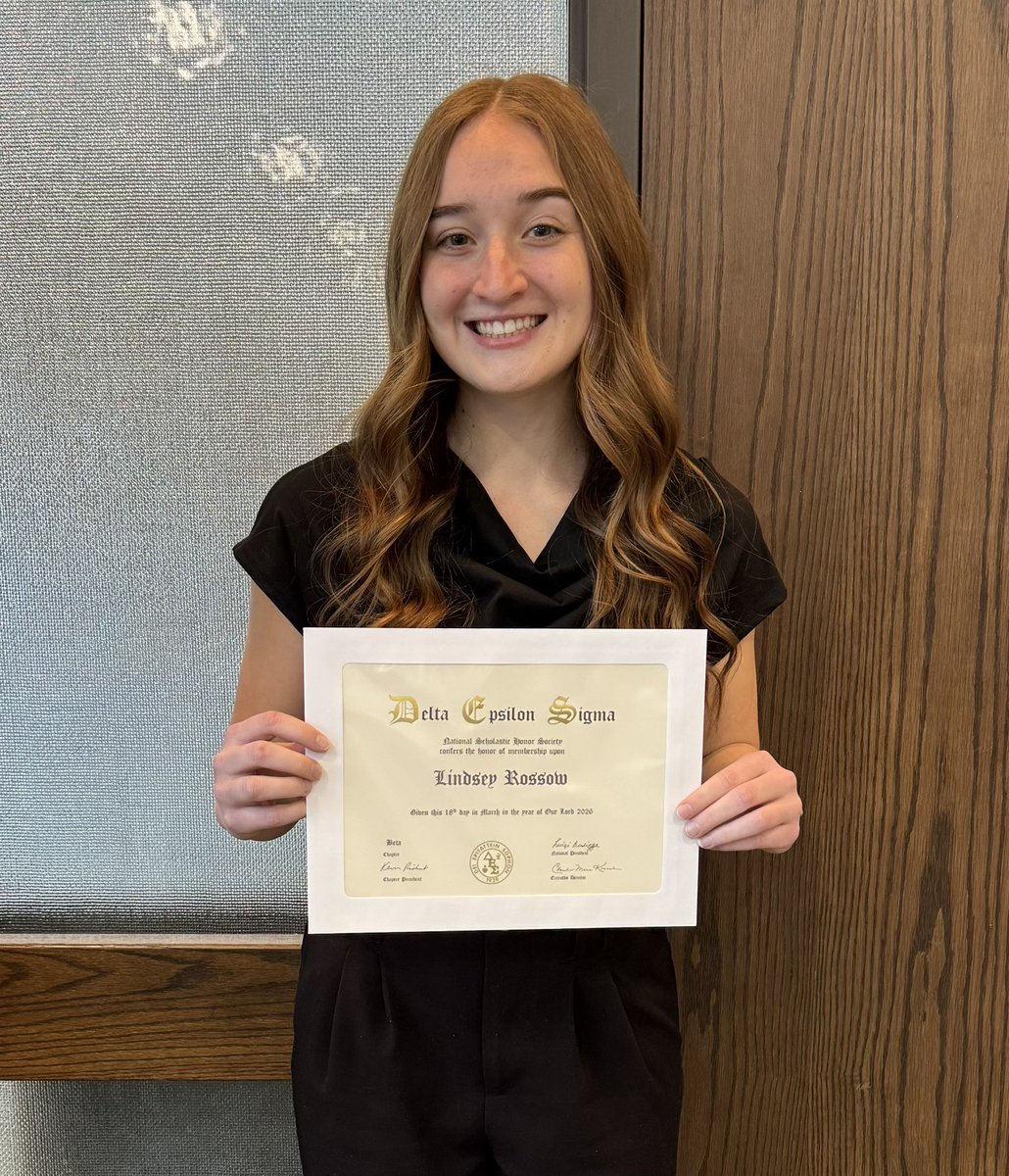 Saint Mary’s University Volleyball tweet media