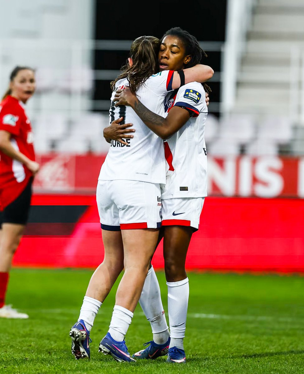 Leagues Reporter tweet media