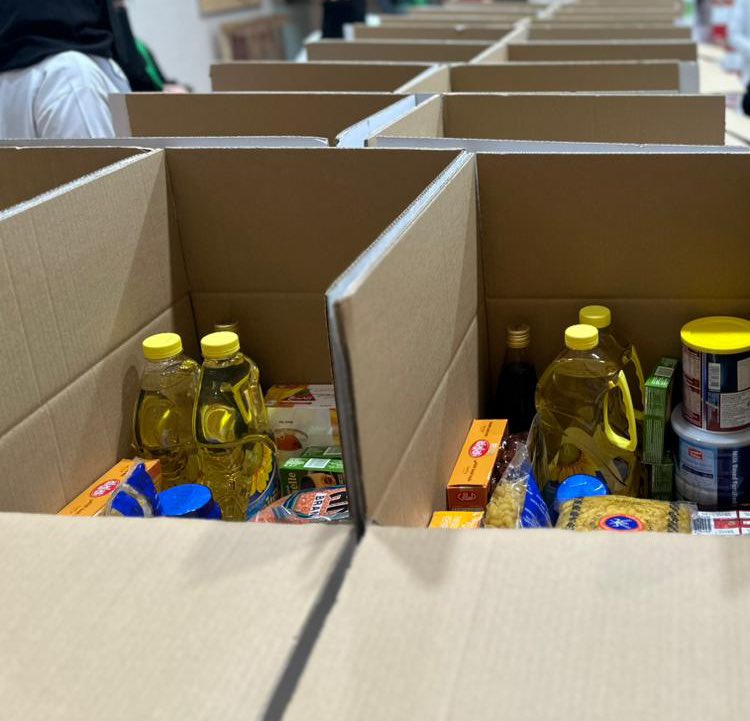 إطعام tweet media