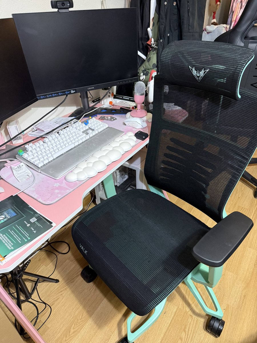 🎄𝕸𝖎𝖘𝖘 𝕮𝖔𝖇𝖇𝖑𝖊𝖕𝖔𝖑𝖙🎄 tweet media