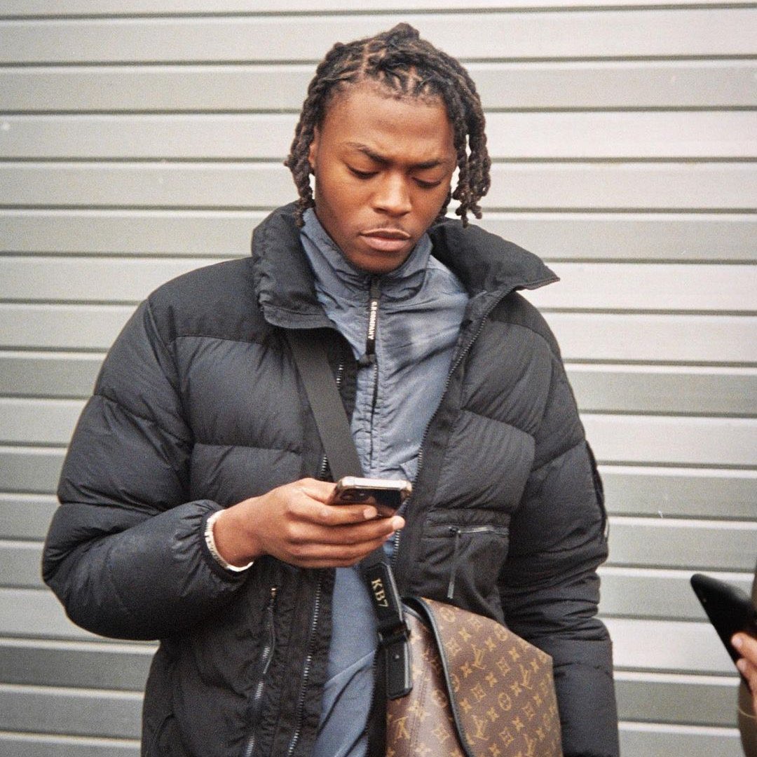 Midi/Minuit tweet media