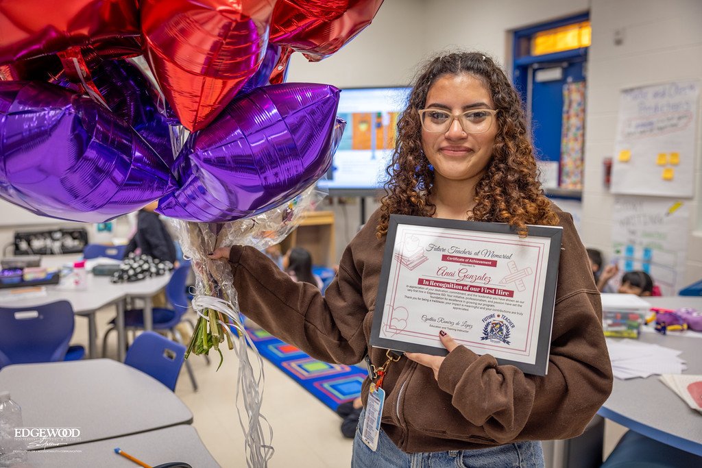EISDMemorialHS's tweet photo. Now enrolling for the 2026–2027 school year! Join Memorial High School where every child is supported, valued, and inspired. #IChooseEdgewood https://t.co/HR4Pp8jtuM