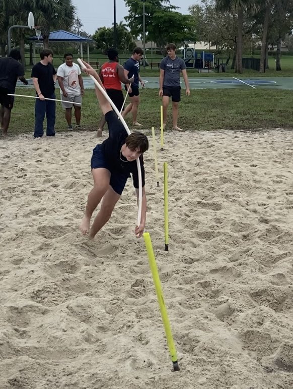 Coach Mike Hall tweet media