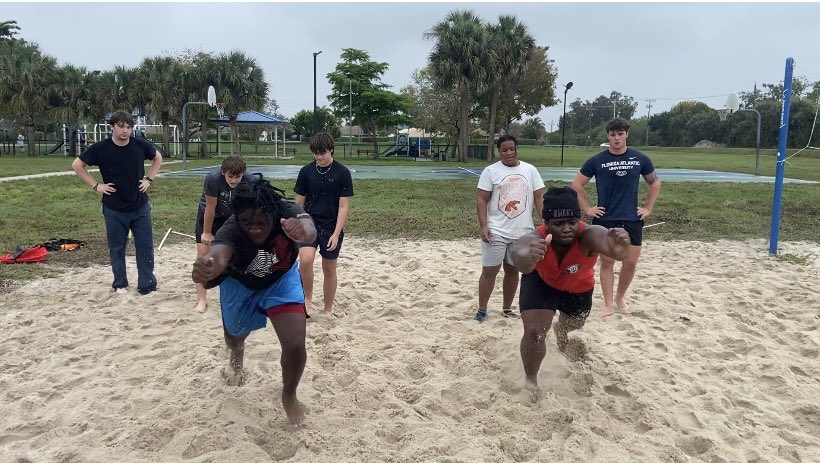 Coach Mike Hall tweet media