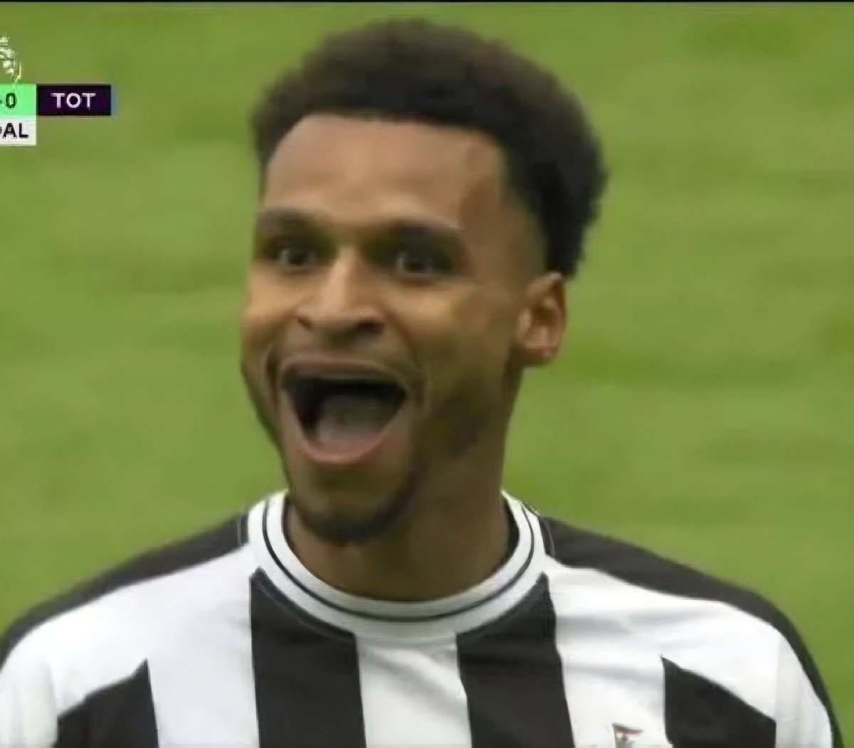 Charlies_💙❤️ tweet media