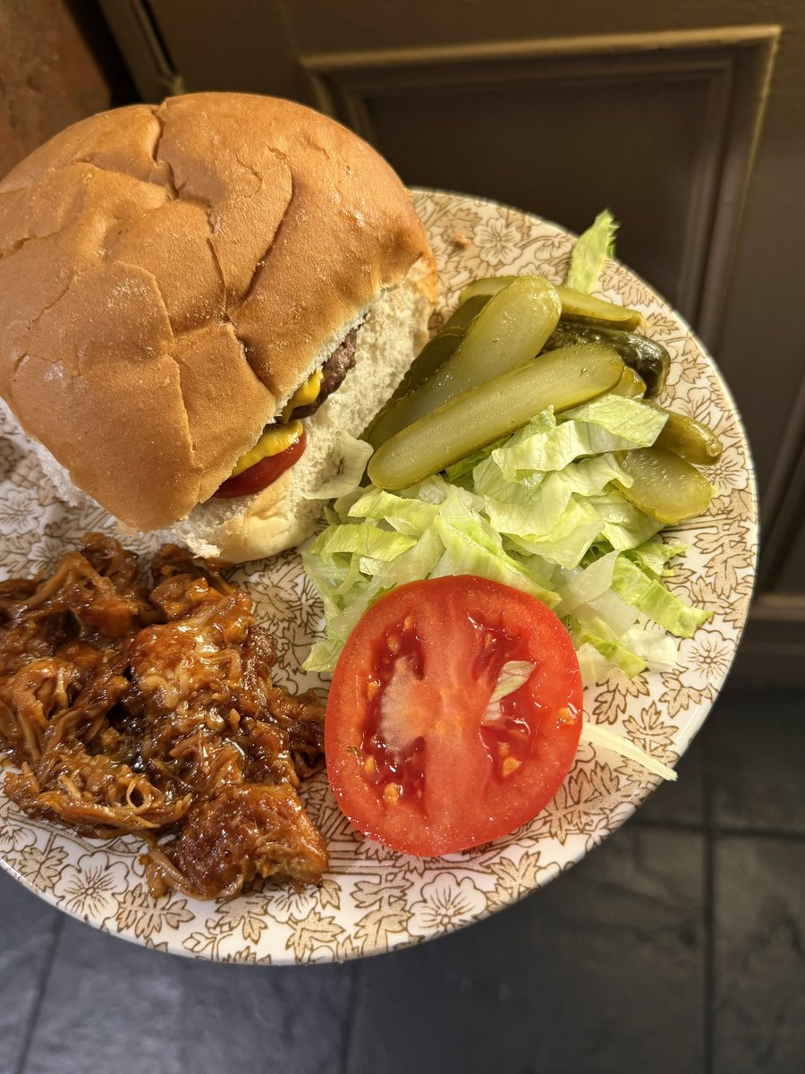 rly cool girl tweet media