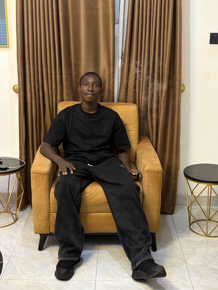 Owi-re-nne one nye nje tweet media