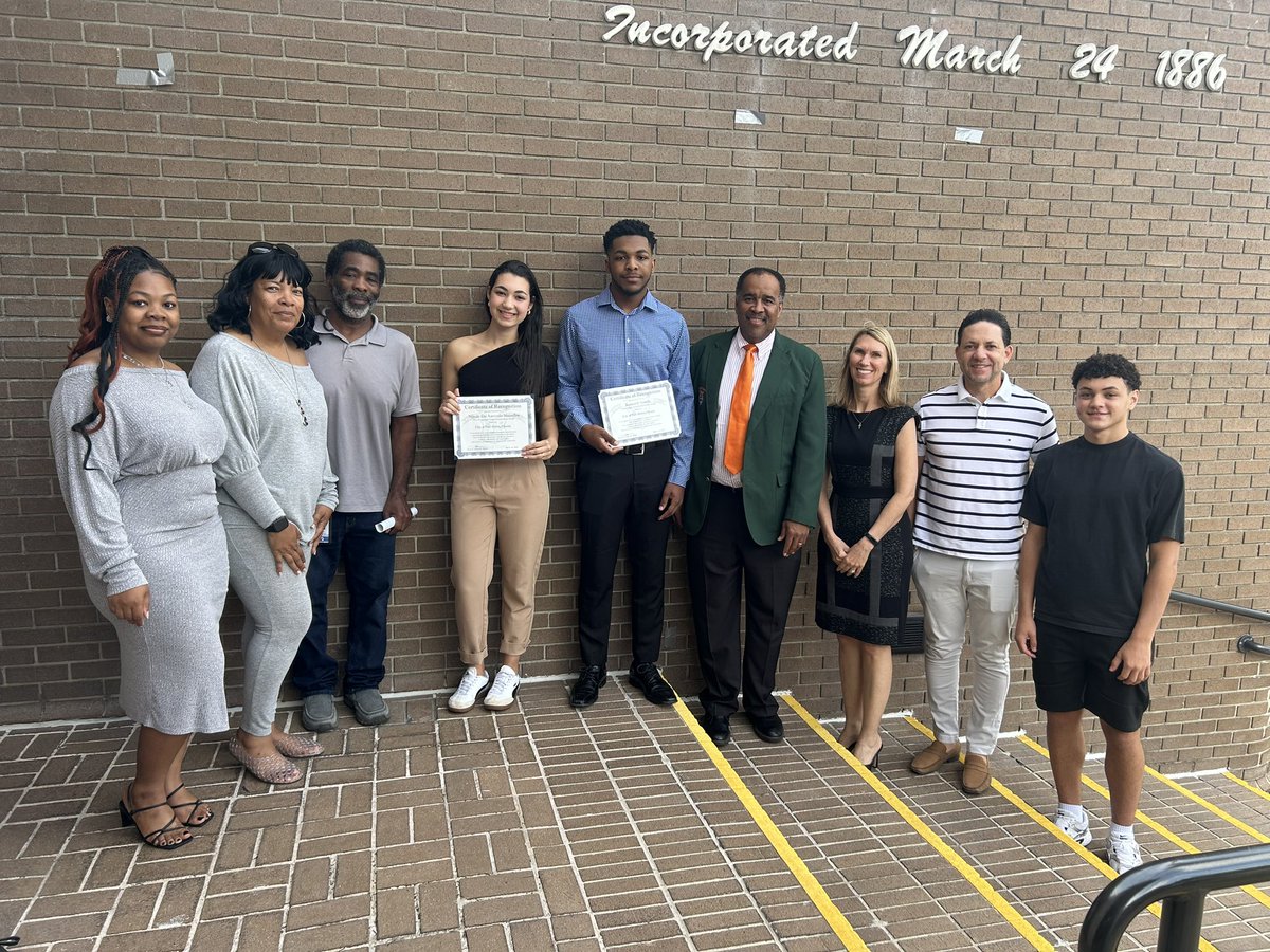 Ed Mathews tweet media