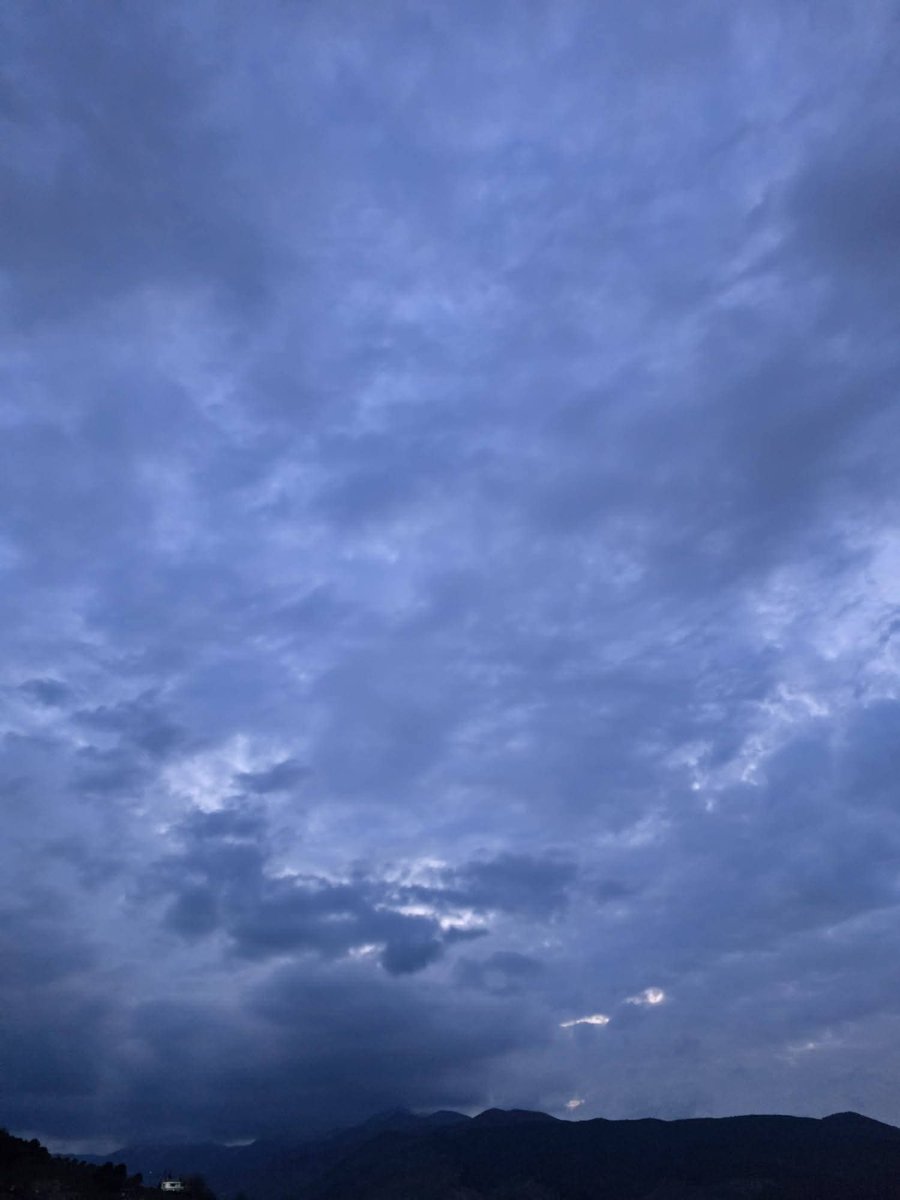 Köklü Değişim Kahramanmaraş Temsilciliği olarak Hicrî 1447 Şevval Hilalini  gözetledik. 

Kahramanmaraş'ta yaptığımız gözlemler neticesinde ,hava kapalı/bulutlu olduğu için
Bayram Hilalini göremedik.

#HilaliGözetliyoruz
#RamazanBayramı