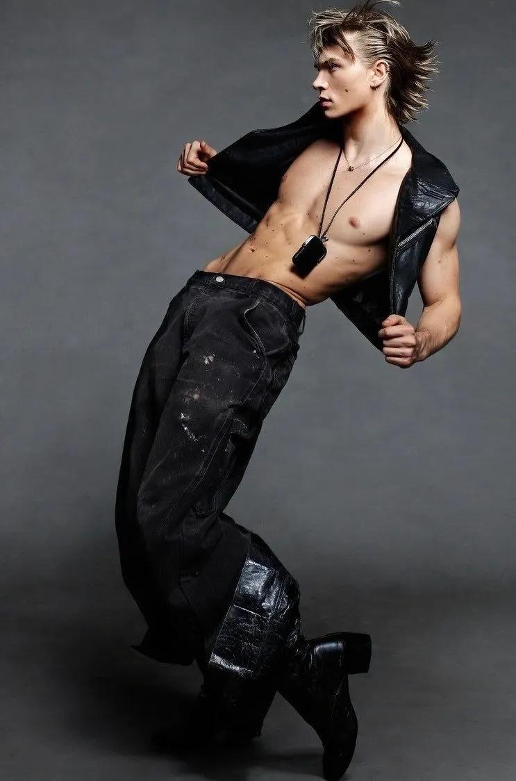 Shamindri De Sayrah tweet media