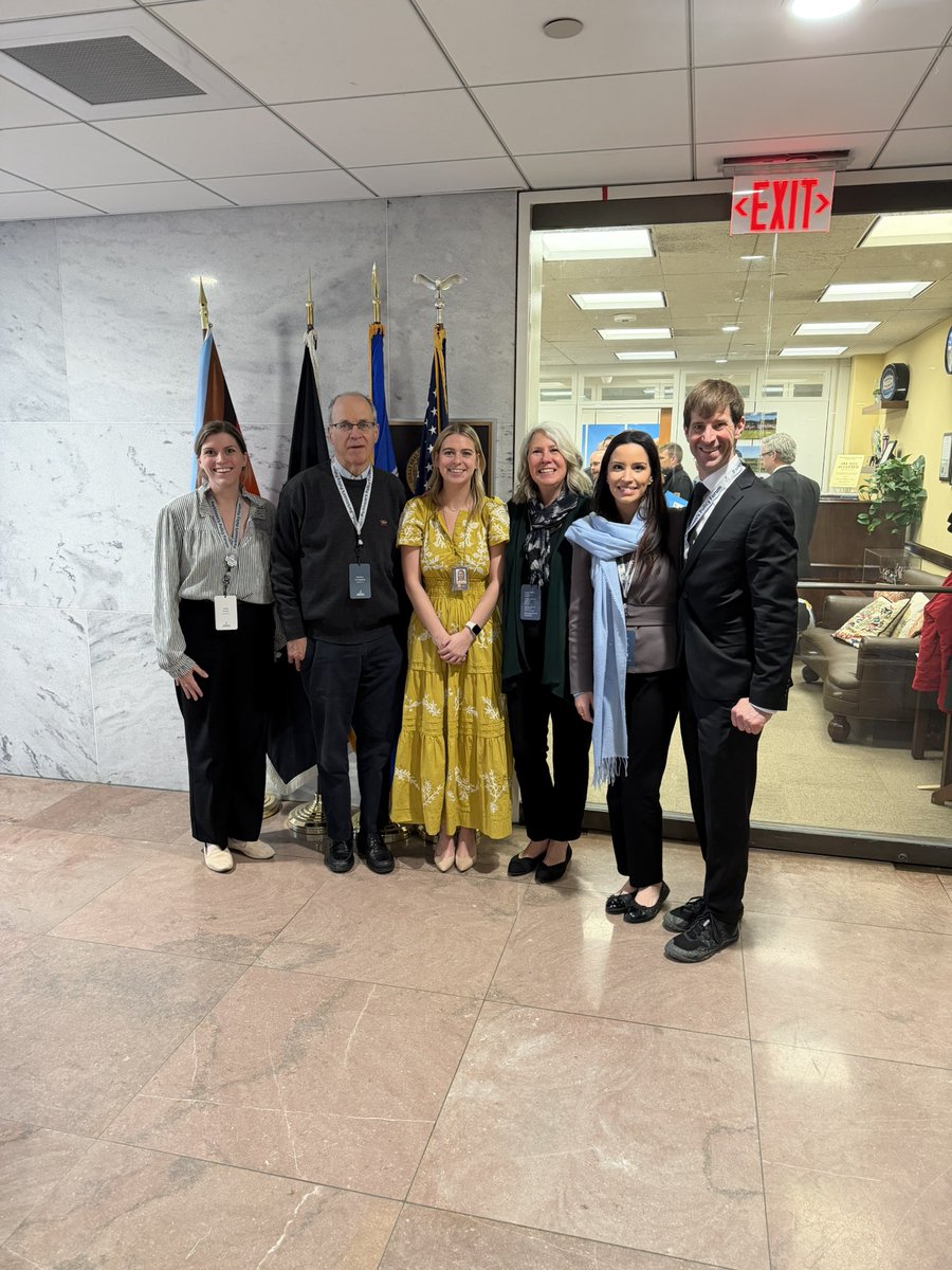 Julia Fello tweet media