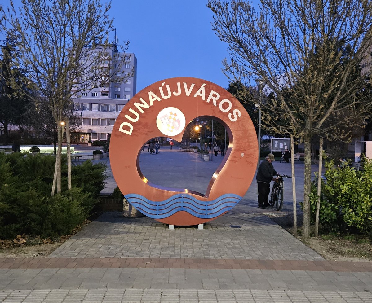 CsaGa 🇭🇺✌🏼 tweet media