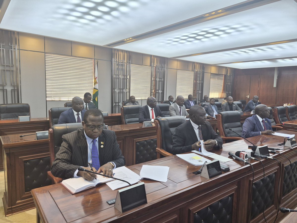 Open Parly ZW tweet media