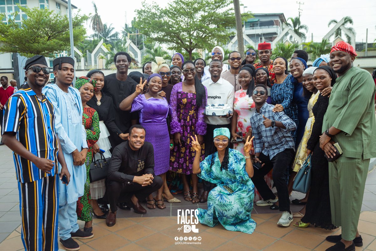 TheDLvoice's tweet photo. "I will praise thee, O Lord, with my whole heart; I will shew forth all thy marvellous works."
 — Psalm 9:1

A congregation of joy, praising Him with every smiling face and thankful heart.

📸 @theHappyEmmy
Tag them if you know them
#FacesOfDL https://t.co/YILDFurrEV